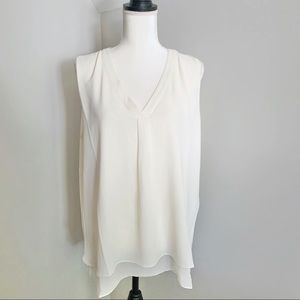 Rose & Olive Cream V-neck Sleeveless Top